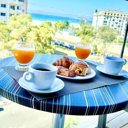 Modern Elegance With Sea Views In Central Tangier - Steps To Beach, Train And Attractions! Екстер'єр фото