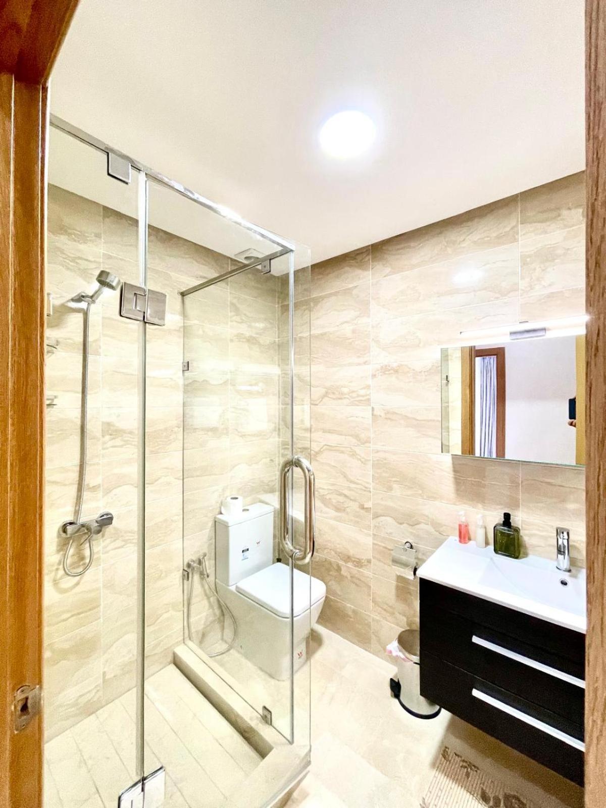 Modern Elegance With Sea Views In Central Tangier - Steps To Beach, Train And Attractions! Екстер'єр фото