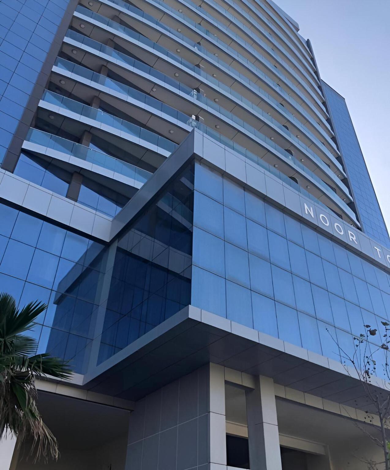 Modern Elegance With Sea Views In Central Tangier - Steps To Beach, Train And Attractions! Екстер'єр фото